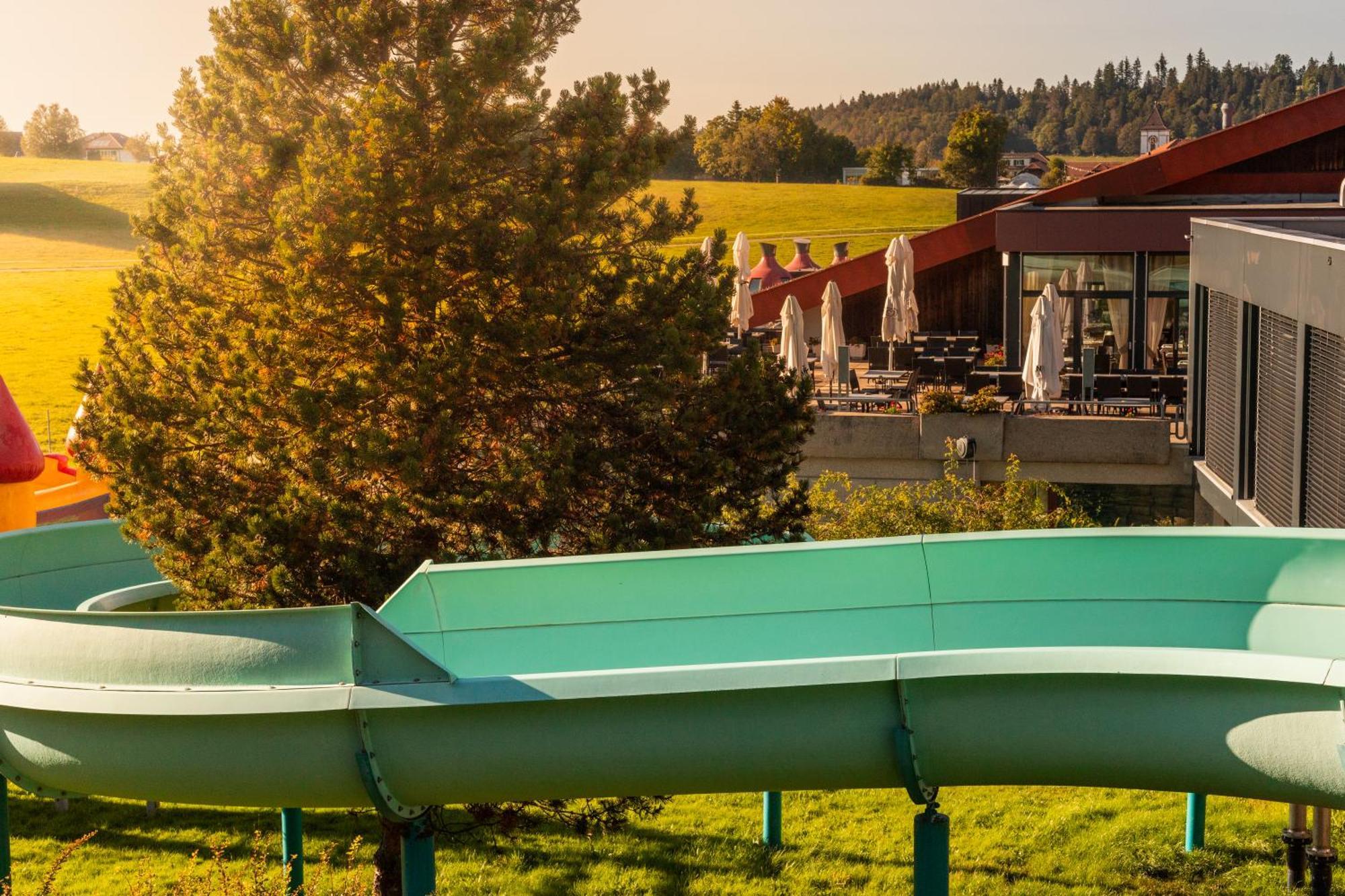 Jura Sport & Spa Resort Saignelégier Exterior foto